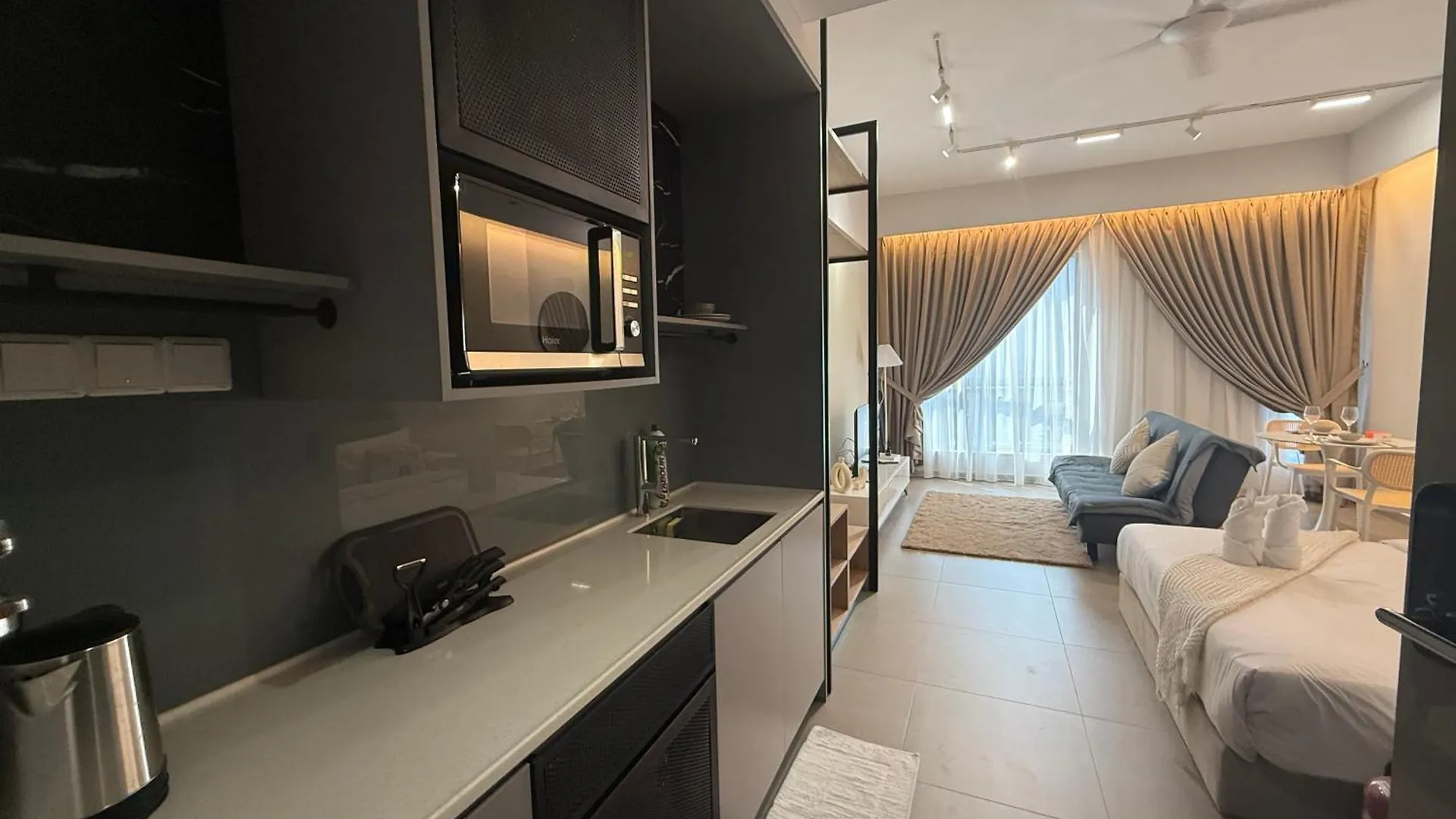 Apartment One Utama 3Km Away Lovely Studio Petaling Jaya
